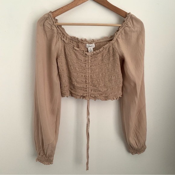 Japna Smocked Peasant Crop Top - Picture 2 of 5